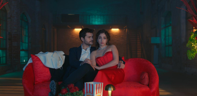 Leyla: Hayat… Aşk… Adalet… Dizisinde Büyük Sürpriz! Leyla ve Civan Evleniyor