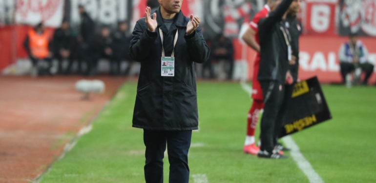 Alex de Souza’dan şaşırtan imza! Yeni takımı belli oldu