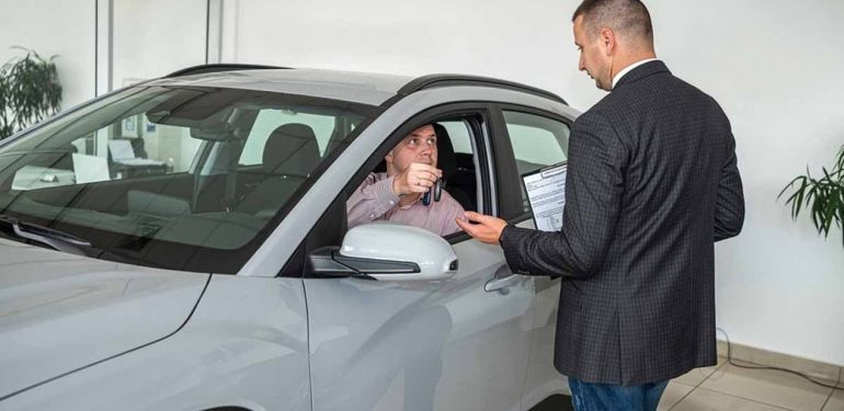 Araçların camına bakmadan sakın el sıkışmayın! Avrupa’da onay çıktı, Türkiye’ye sıçraması an meselesi