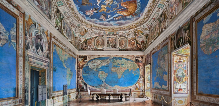 Ayasofya’nın görkemli kubbesi yüzyılları aşan evrensel bir köprü kuruyor