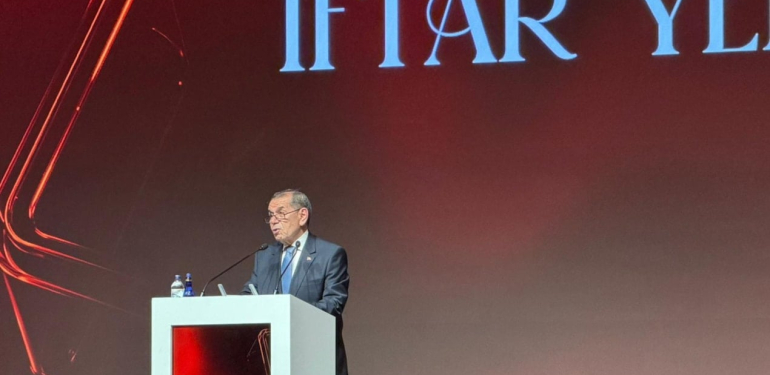 Dursun Özbek’ten TFF’ye ‘Ayak oyunları’ tepkisi