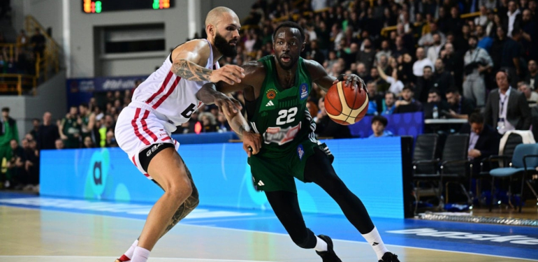 Ergin Ataman, Panathinaikos ile bir kupa daha kaldırdı