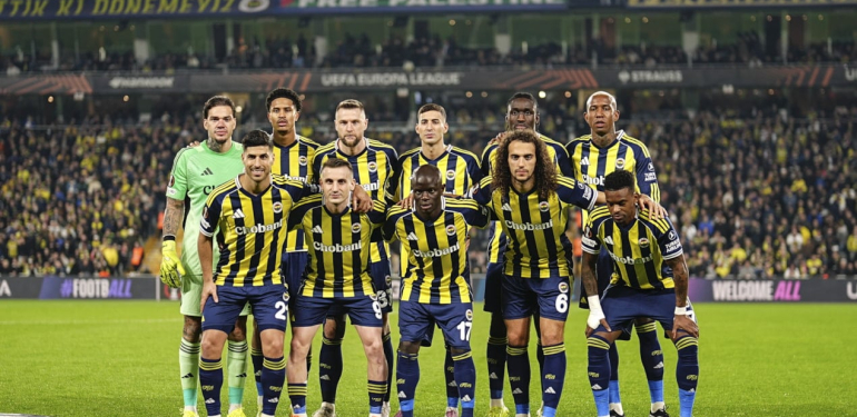 Fenerbahçe’de sakatlık şoku! Skriniar ilk yarıyı tamamlayamadı