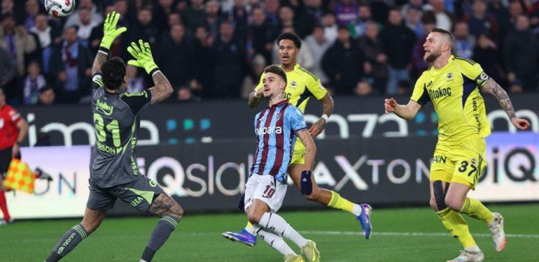 Fenerbahçeli yıldızı yerden yere vurdu: Sıfır oğlu sıfır