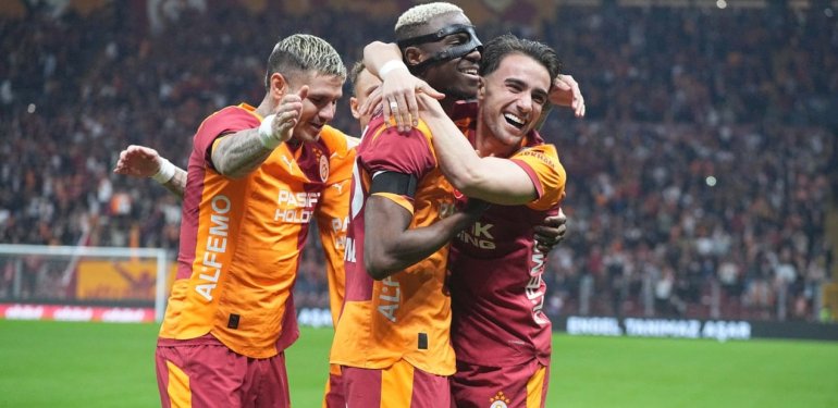 Galatasaray 5 gol attı, Osimhen ve Icardi ilkleri yaşadı!