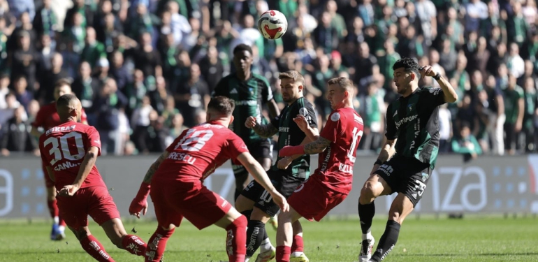 Kocaelispor yükselişini sürdürüyor